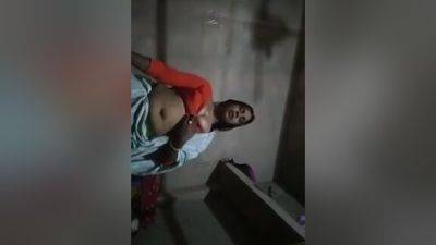 Village Aunty Hot Sex Video - desi-porntube.com