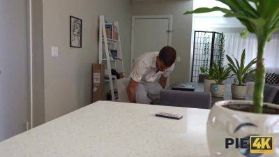 PIE4K. Silly Peter and his Muse - hotmovs.com - Usa