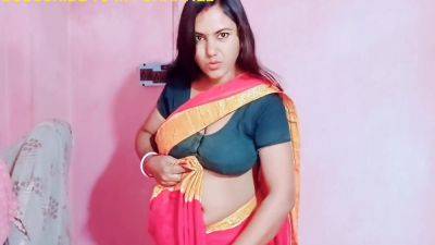 Bhabhi Removing Saree In Front Of Devar Big Boobs Deep Navel - desi-porntube.com - India