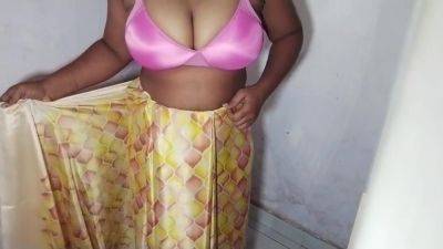 Devar Ne Bhabhi Ko Kapda Badalte Huye Dekha Phir Choda Khoob Maze Se With Devar Bhabhi - hclips.com