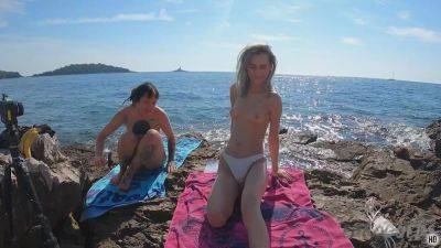 Brille And Poppy Doing Nude Yoga On A Public Beach While On Vacation - hotmovs.com