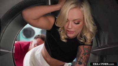 Blonde stuck in laundrymachine and will do anything for help - hotmovs.com