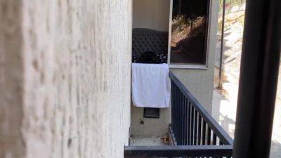 Danny Medina - Un Desconocido Me Persigue Hasta Mi Casa Y Lo Dejo Tener Sexo Conmigo 13 Min - upornia.com