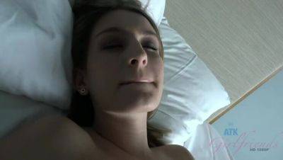 This body is solely yours in Hawaii. She gets a creampie finale - xxxfiles.com