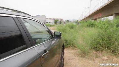 Roadside Big Tits Action / 23.2.2022 - veryfreeporn.com