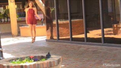 Kelly's Mature Solo Performance with Toys - xxxfiles.com