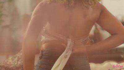 Brunette Jenna Foxx in Hot Solo Session with Big Booty - veryfreeporn.com