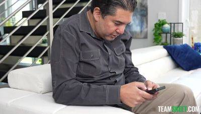 Liz Jordan - Freaky Fembot #3 - Liz Jordan's Cumshot & Facial - xxxfiles.com - Jordan