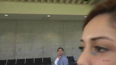 Kristina Bell: A Hawaiian Stroll Leading to a Creamy Finale - porntry.com