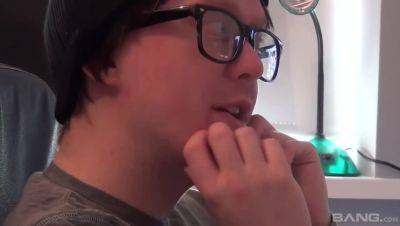 Stella Cox - Big-Titted Star Stella Cox: Cum-Load Doesn't Spoil Her Makeup - porntry.com