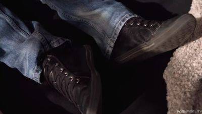 Ryan Madison - Jodie Taylor - Ryan Madison & Jodi Taylor: Nerd Girls 6 - Hairy Brunette - veryfreeporn.com