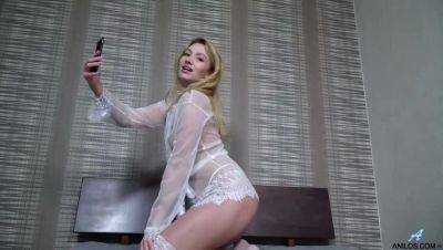 Blonde in Lingerie Gets Sunshine Toy Pleasure - porntry.com