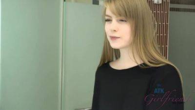 Dolly Leigh - Blonde Cutie Gives Stinky Fingered POV Experience on First Date! - xxxfiles.com