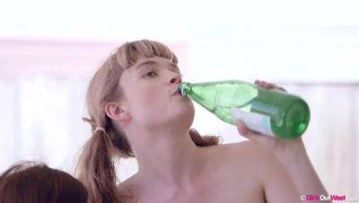 Laney and Lulu: Wet Lesbian Fun with Toys - porntry.com