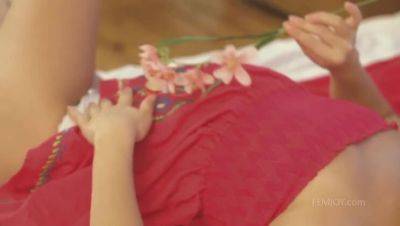 Amazing Solo Performance by Alsu T. - porntry.com