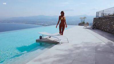 Melena M - hotmovs.com