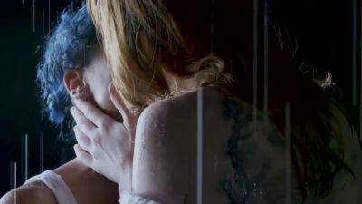 Phoenix Ray - Phoenix Rae, Lila Almam - Il Pleut - hclips.com