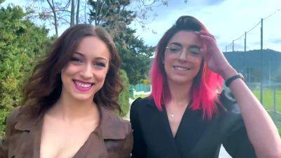 Jade and Leila, a shock duo! - hotmovs.com