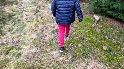 Get Naked For Your Titslapping In Public - hotmovs.com