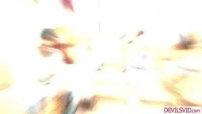 Ebony wife swinger sharing husband with white best friend - hotmovs.com