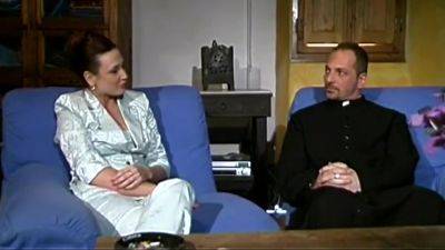 Do Not Take Us In Tentation - videomanysex.com - Italy