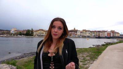 Skyla is a real anatomical bomb! - hotmovs.com