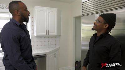 You aint paying no rent, gimme a piece of that! - txxx.com