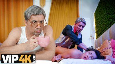 DADDY4K. Jennifer's Body of Rubber - txxx.com - Czech Republic