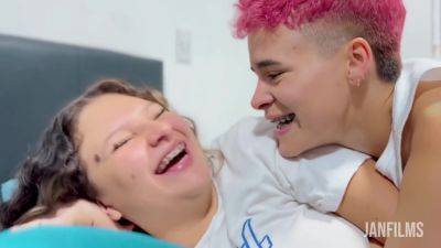 Uff Manoseas Delicioso Un Recuerdo Caliente Del Armario - hclips.com