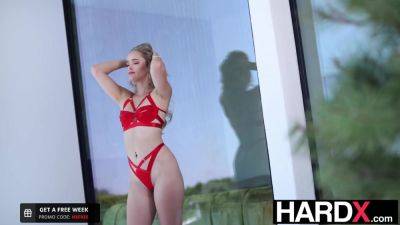 Hottie Analy Fucked Upside Down By Huge Cock - HardX - hotmovs.com