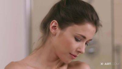 Massive Tit Brunette's Solo Orgasm - xxxfiles.com