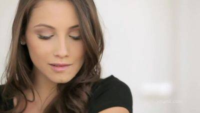 Celeste's Sensual Solo - xxxfiles.com