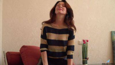 Down To Business - porntry.com