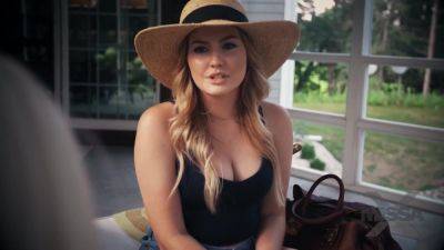 Mx - Britney And Emma - Insomniac - videomanysex.com