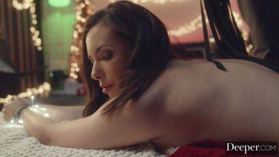 Casey Calvert - Merry Christmas. - porntry.com