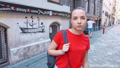 Camera shoots to thrill - veryfreeporn.com