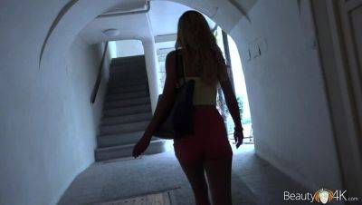 Shona River - Pickup Master Got Some with a Tourist - porntry.com