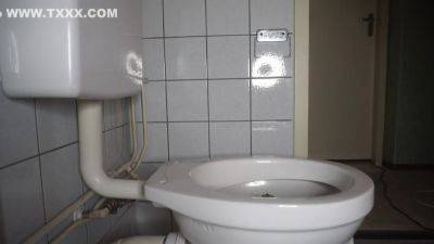 Eten Uit Toilet - hotmovs.com