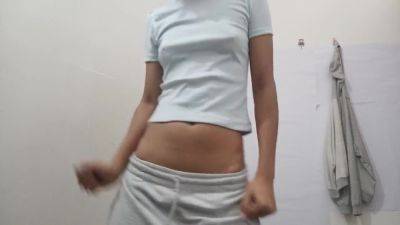 Lonely Girl Masturbates Madly - desi-porntube.com - India