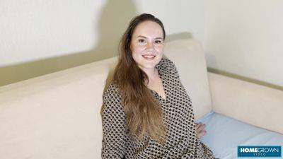 Thick Babe Seduced And Used For Blowjob - hclips.com