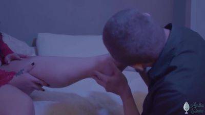 Contratei Um Garoto De Programa Novinho Para Me Fazer Uma Bela Massagem - Boy Lixo 5 Min - upornia.com