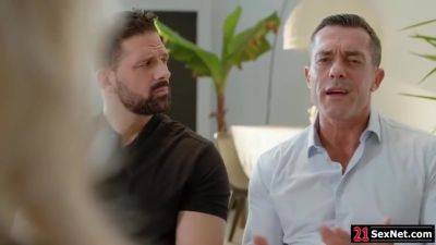 Shalina Devine - Big Tits Physician Dp Fucked By Patients - upornia.com