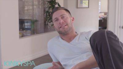 Scarlett Bloom's petite body craves a hard fuck and a sensual massage - sexu.com