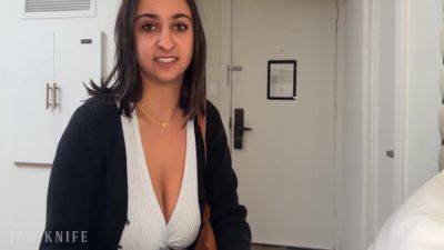 Big Titty Coworker Says No To Condom During Business Trip Hookup 12 Min - upornia.com