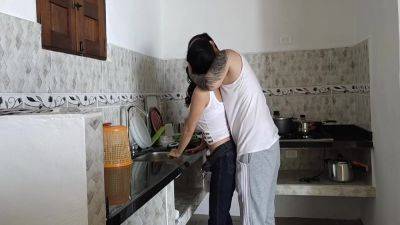 Me Folle A Mi Mujer Mientras Arreglaba La Cocina 6 Min With Silvia Ramirez - hclips.com
