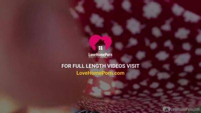 Quick Blowjob During An Outdoor Hiking Trip - hclips.com