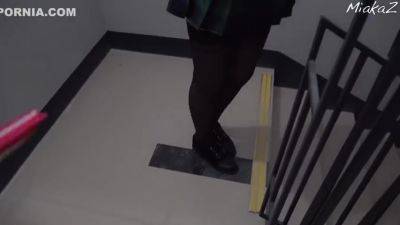 Miakaz - No.18 - upornia.com