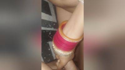 Leaving The Lonely Stepsister Naked On The Bed - desi-porntube.com - India