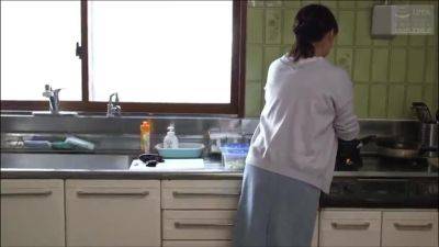 SDZ329-IFAFTGADVR593729269 - hclips.com - Japan