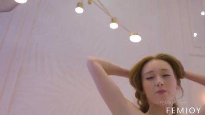 Alice Mido Tempting - videomanysex.com